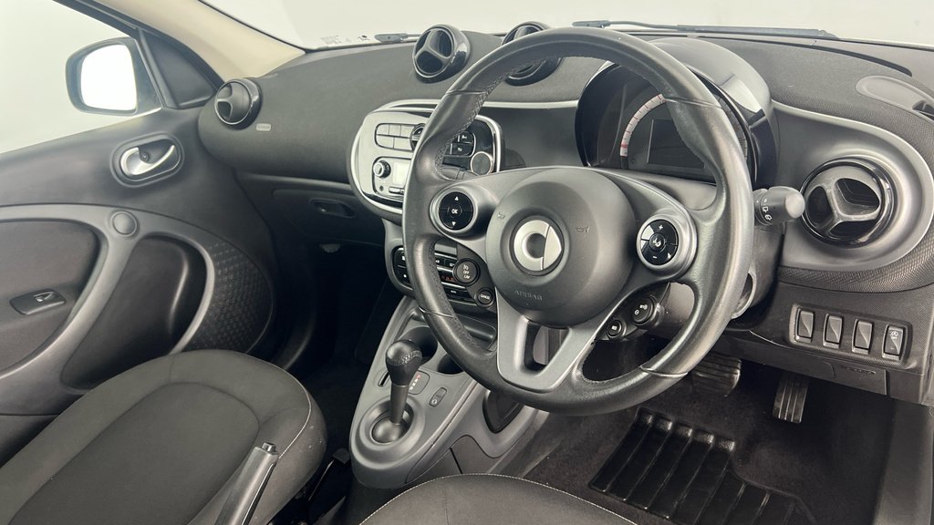 Smart Forfour 0.9T Prime Sport Premium Plus White #9