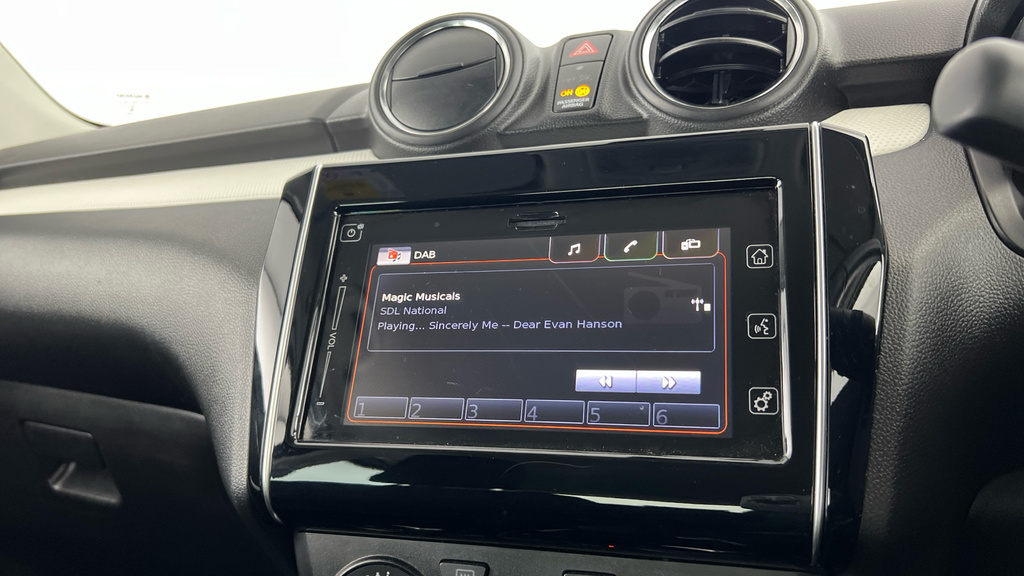 Suzuki Swift 1.2 Dualjet Mhev  #17