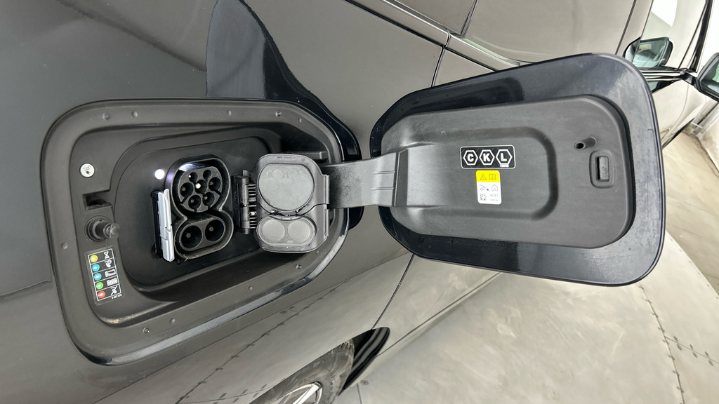 BMW iX Ix Xdrive40 M Sport White #29