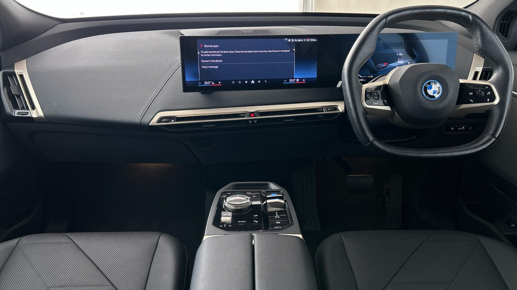 BMW iX Ix Xdrive40 M Sport White #16