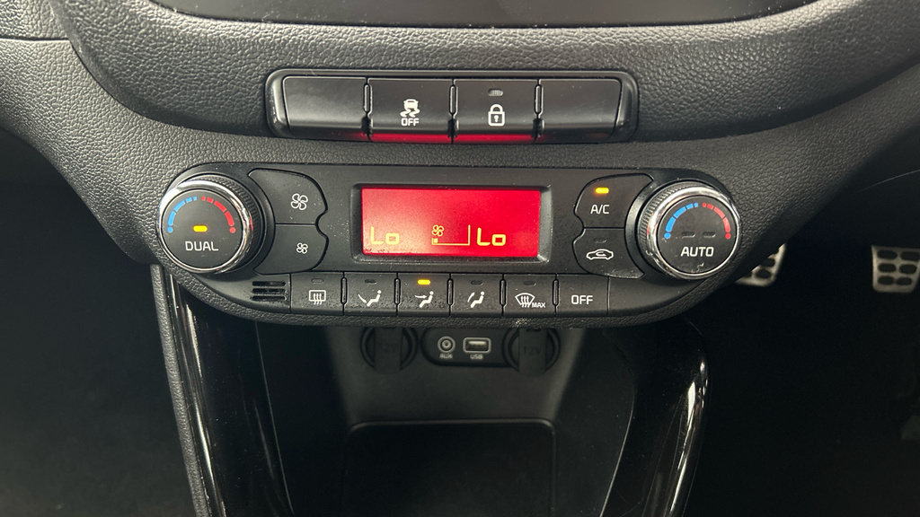 Kia Ceed 1.6 Crdi Gt-line Isg White #19