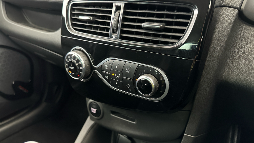 Renault Clio 0.9 Tce 90 Iconic HT68OAX Blue #15
