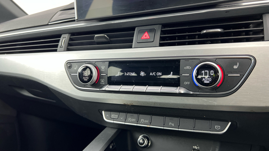 Audi A4 Avant Avant 2.0 Tdi 35 Blue #25