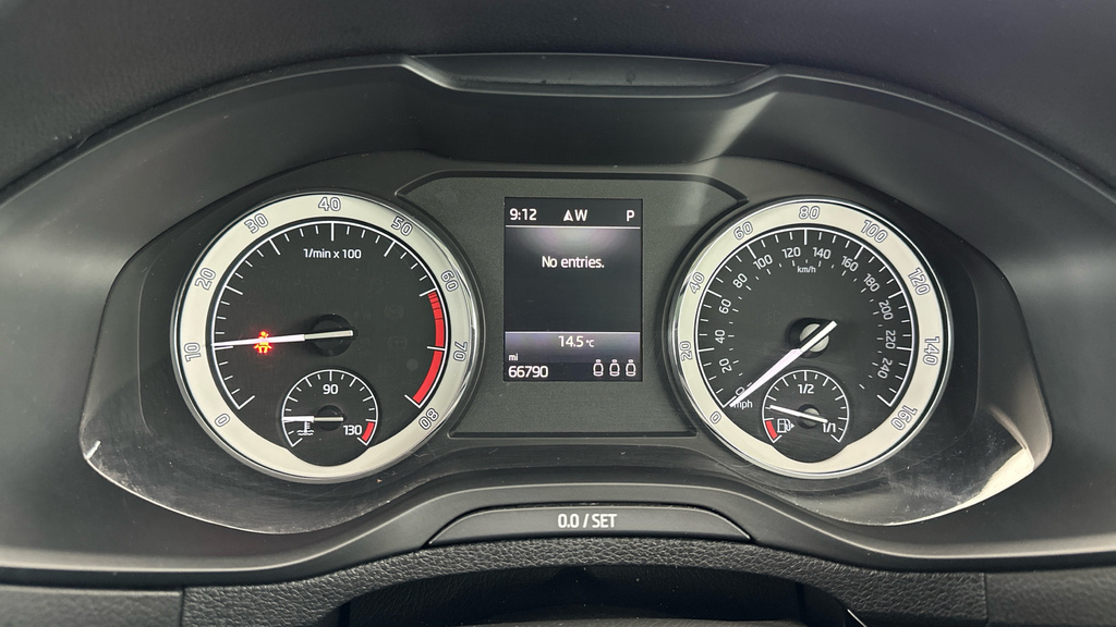 Skoda Karoq Se Nav Plus Blue #20