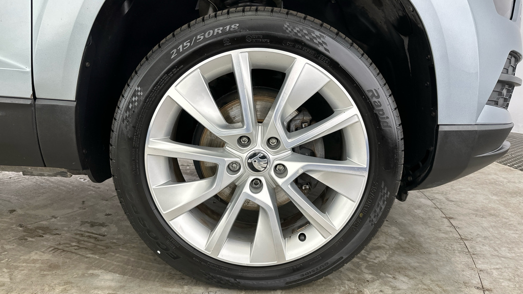 Skoda Karoq Se Nav Plus Blue #27