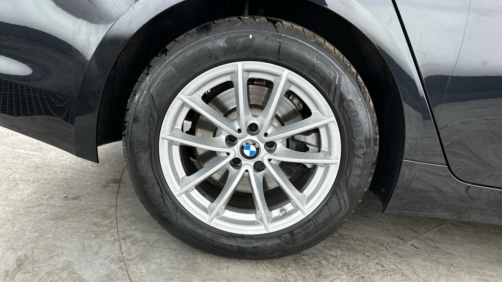 BMW 5 Series 530I Se Blue #25