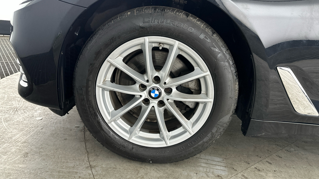 BMW 5 Series 530I Se Blue #23