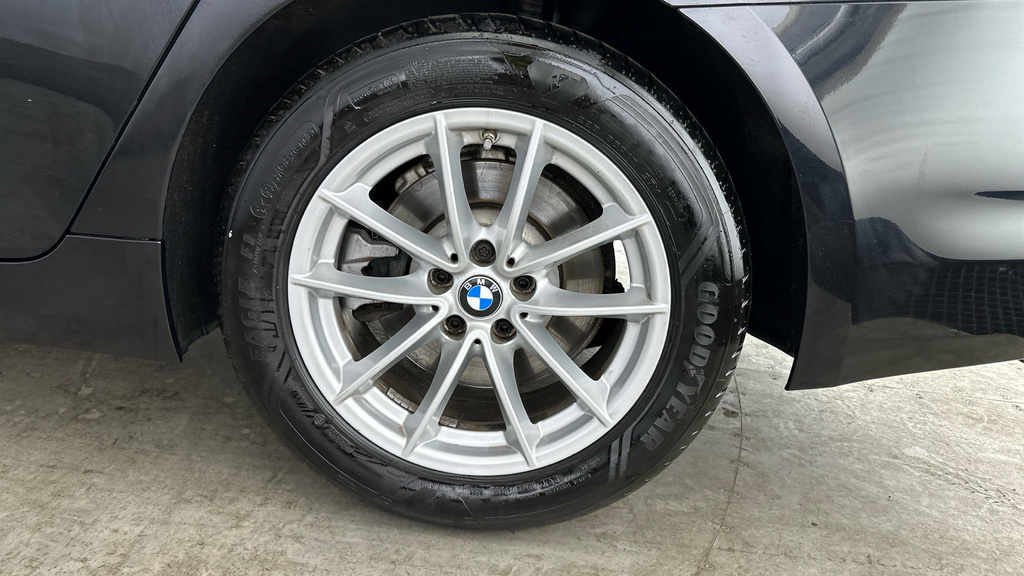BMW 5 Series 530I Se Blue #24