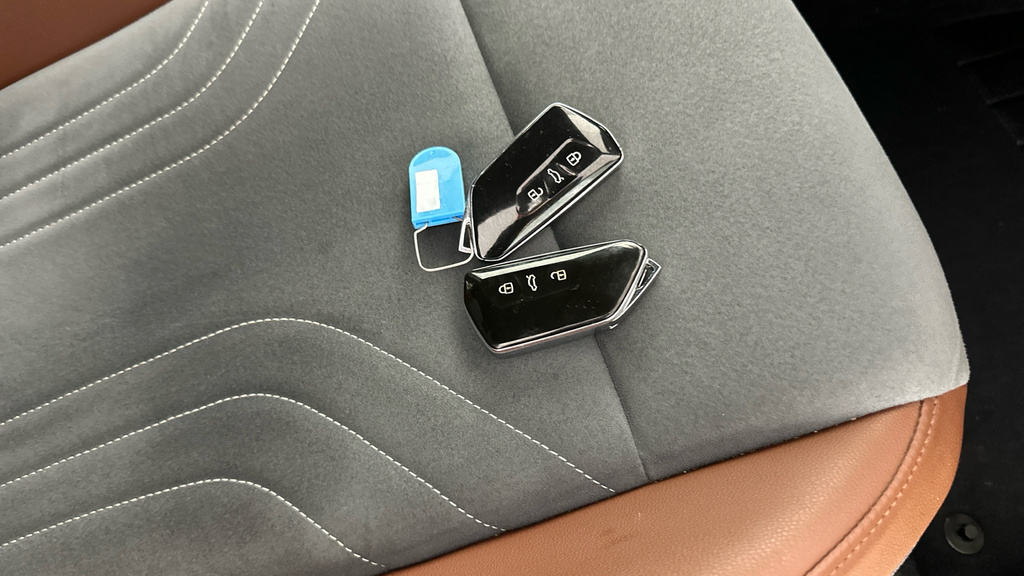 Volkswagen ID.4 Suv Blue #28