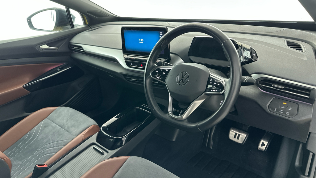 Volkswagen ID.4 Suv Blue #11