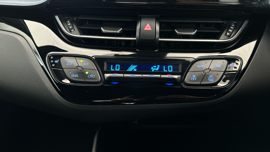 Toyota C-Hr Dynamic Blue #14