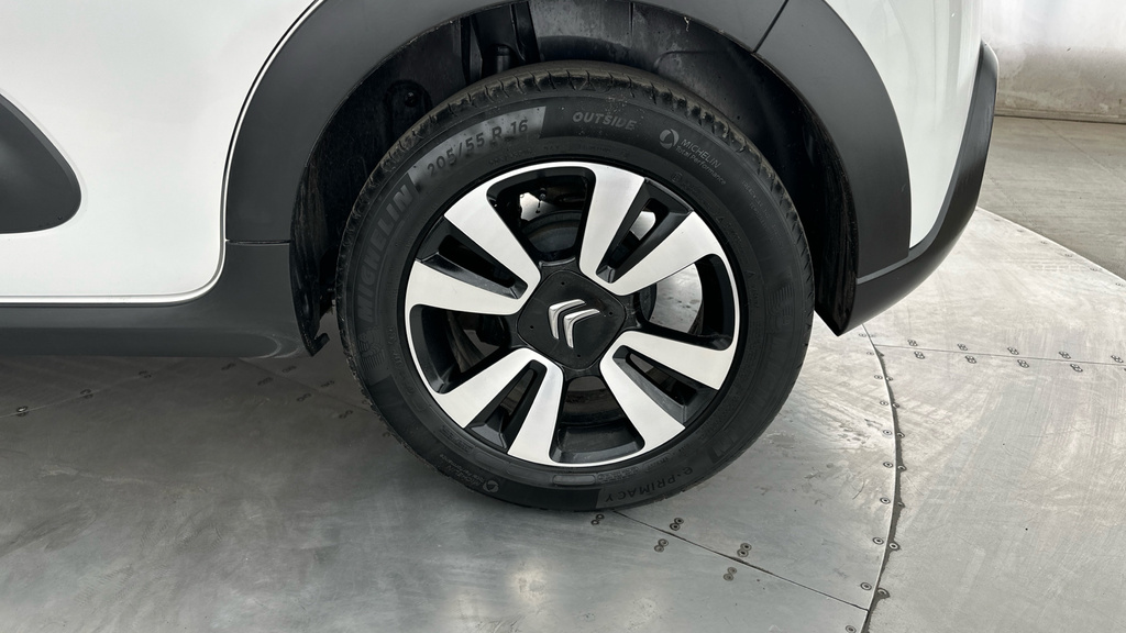 Citroen C3 1.2 Puretech 110 Plus Eat6 Beige #22