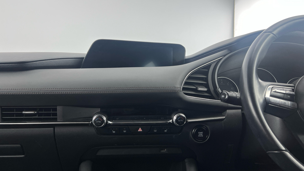 Mazda 3 2.0 E-skyactiv-x Mhev 186 Gt Sport Tech 2021 Black #16