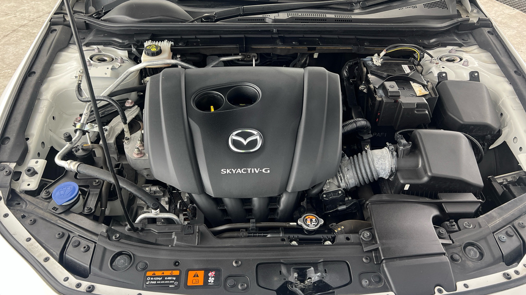 Mazda 3 2.0 E-skyactiv-x Mhev 186 Gt Sport Tech 2021 Black #23