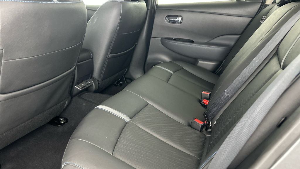 Nissan Leaf 110Kw Tekna 39Kwh Grey #22