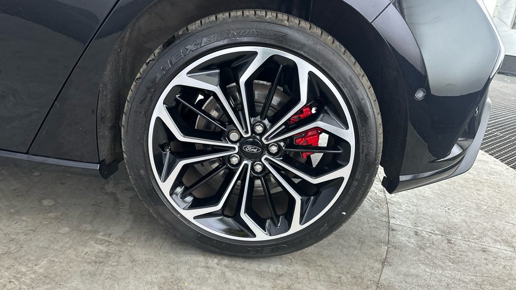 Ford Focus 1.0 Ecoboost 125 St-line Silver #26