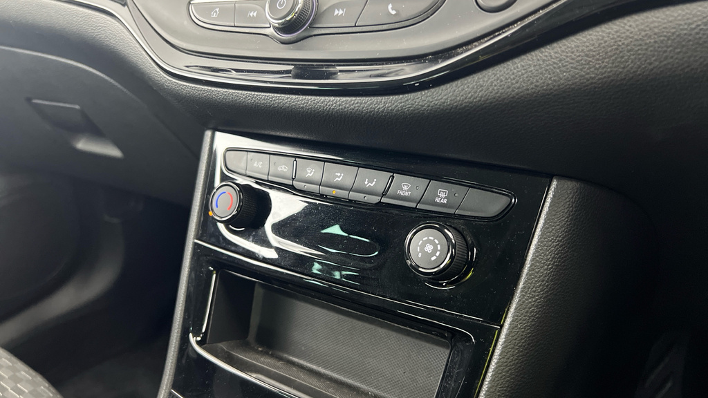 Vauxhall Astra Business Edition Nav Black #16