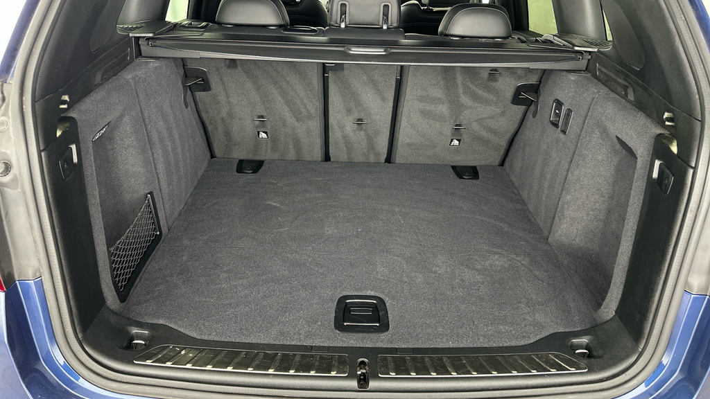 BMW iX3 80Kwh Premier Edition Black #21