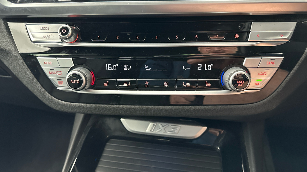 BMW iX3 80Kwh Premier Edition Black #16