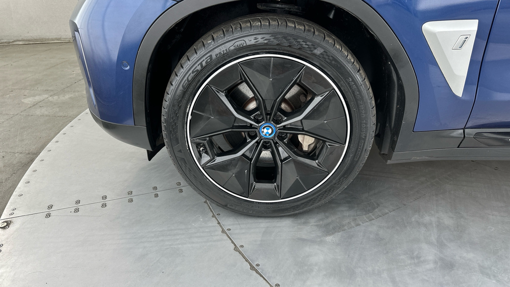 BMW iX3 80Kwh Premier Edition Black #23