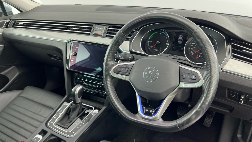Volkswagen Passat R-line Grey #9