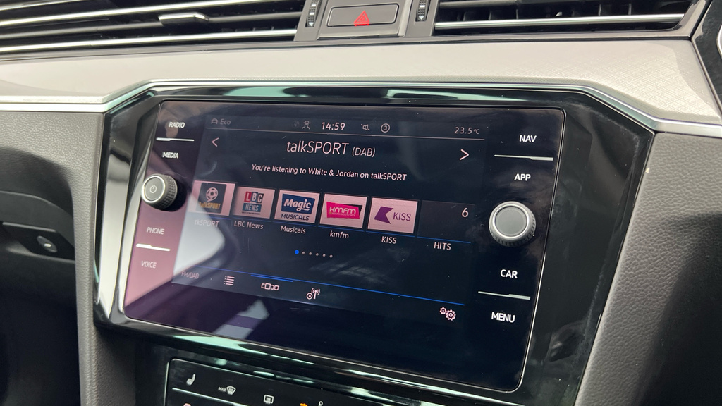Volkswagen Passat R-line Grey #12