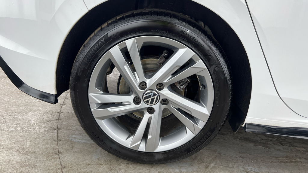 Volkswagen Golf R-line White #25