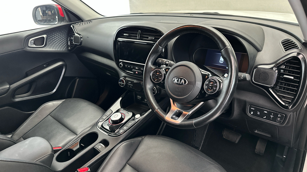 Kia Soul First Edition White #10