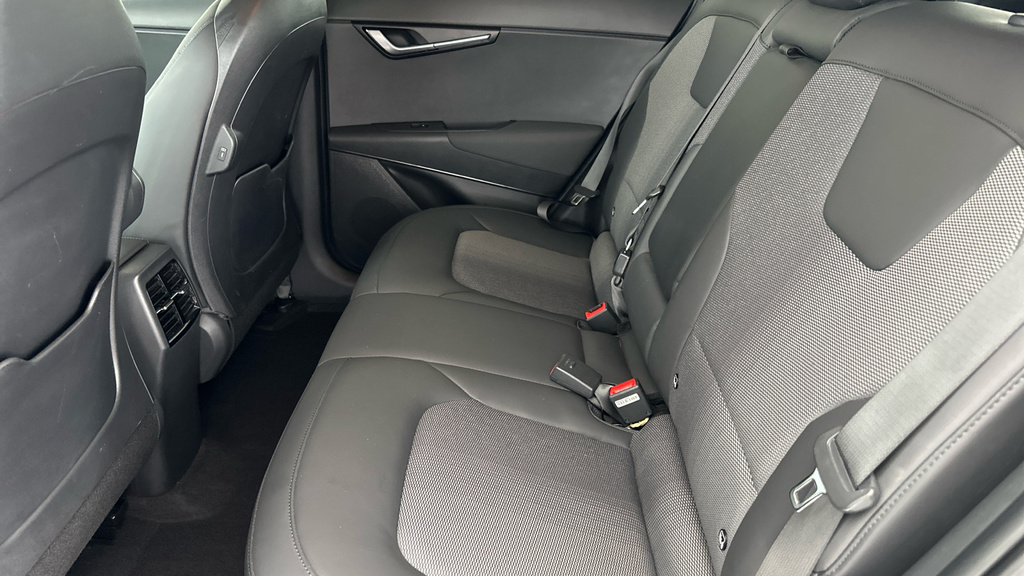 Kia e-Niro 150Kw 2 65Kwh White #20
