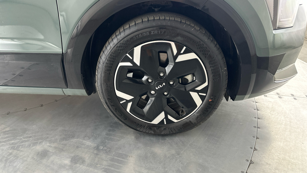 Kia e-Niro 150Kw 2 65Kwh White #26