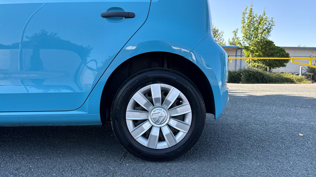 Volkswagen Up Move Up Black #18