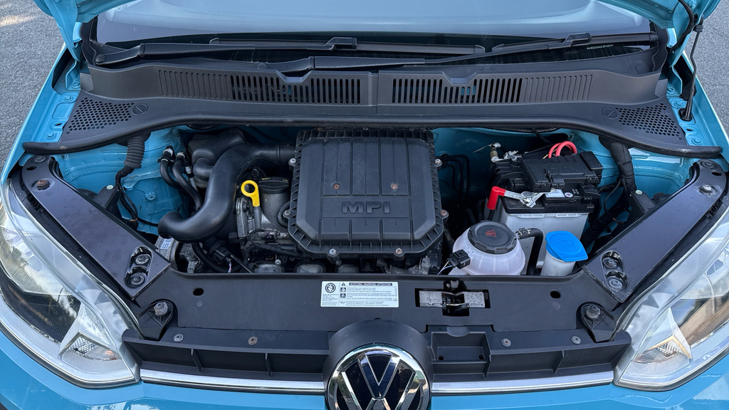 Volkswagen Up Move Up Black #16