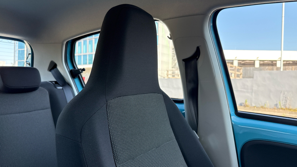 Volkswagen Up Move Up Black #34