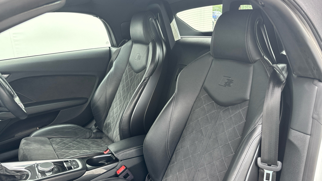 Audi TT Tt S Line Black Edition 40 Tfsi S-a White #25