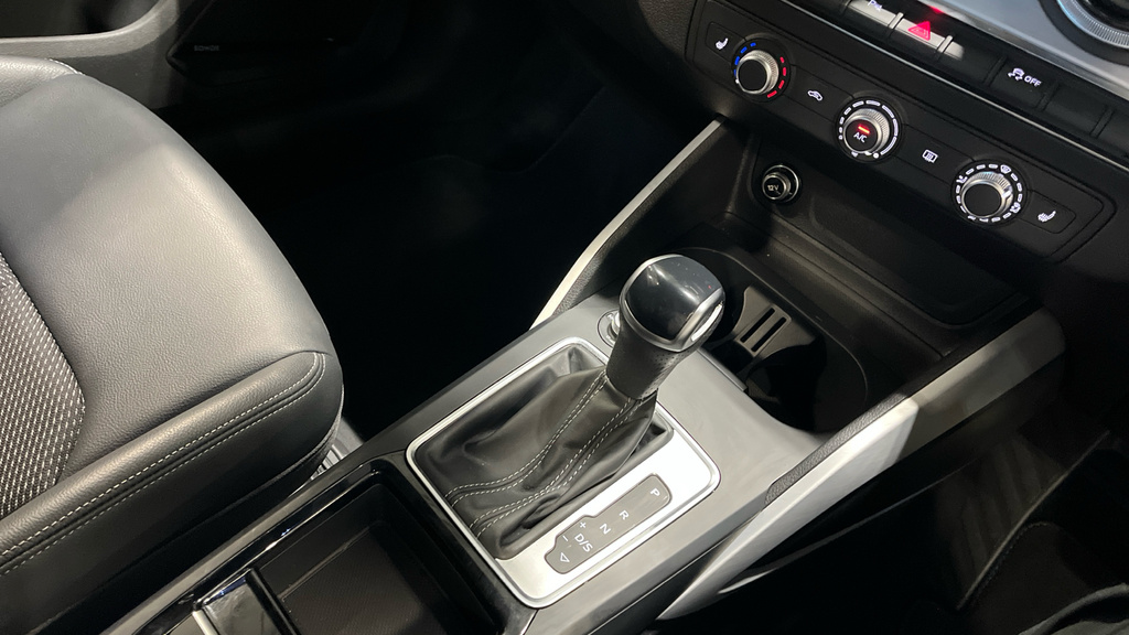 Audi Q2 35 Tfsi S Line Silver #32