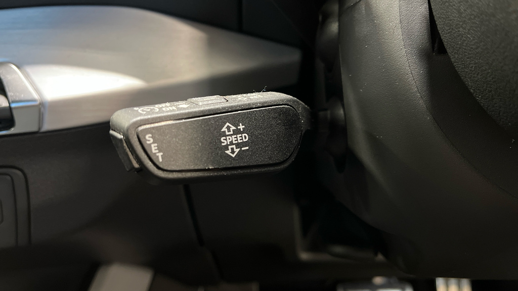 Audi Q2 35 Tfsi S Line Silver #19
