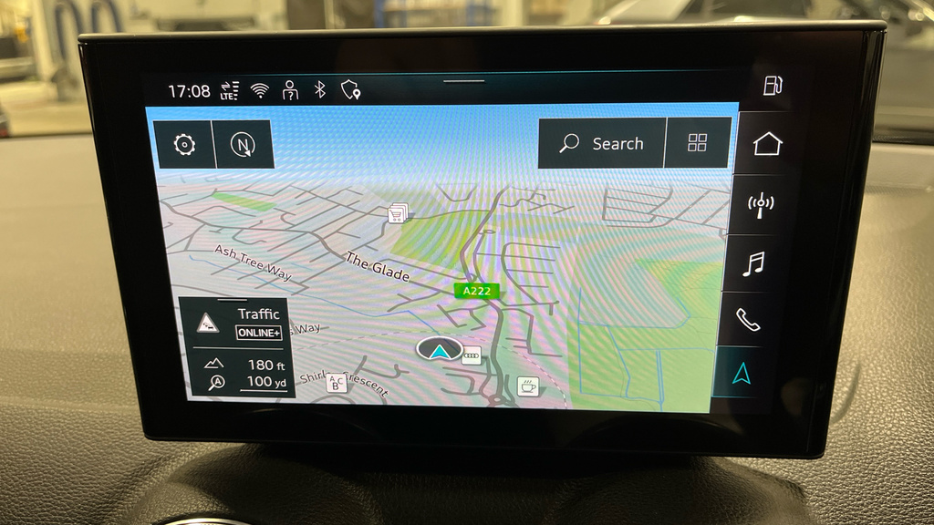 Audi Q2 35 Tfsi S Line Silver #52