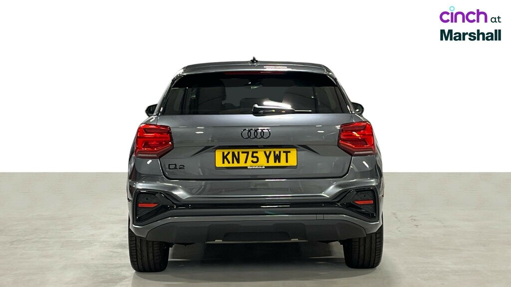 Audi Q2 35 Tfsi S Line Silver #4
