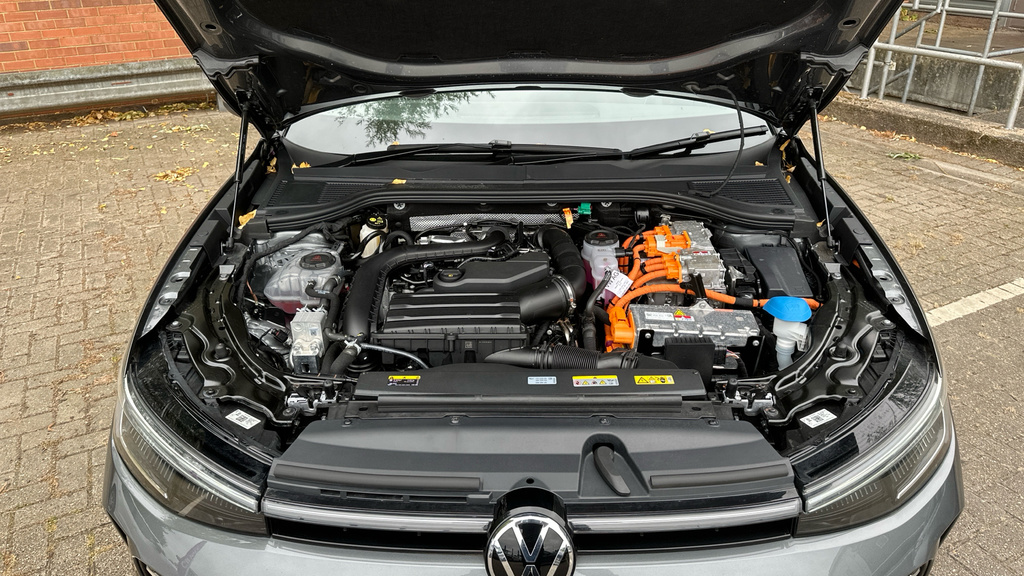 Volkswagen Passat R-line Dsg White #15
