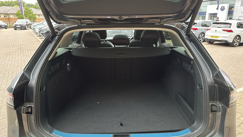 Volkswagen Passat R-line Dsg White #14