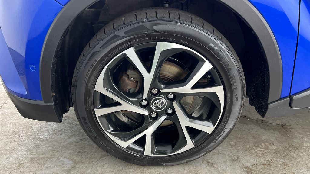 Toyota C-Hr Dynamic Grey #22