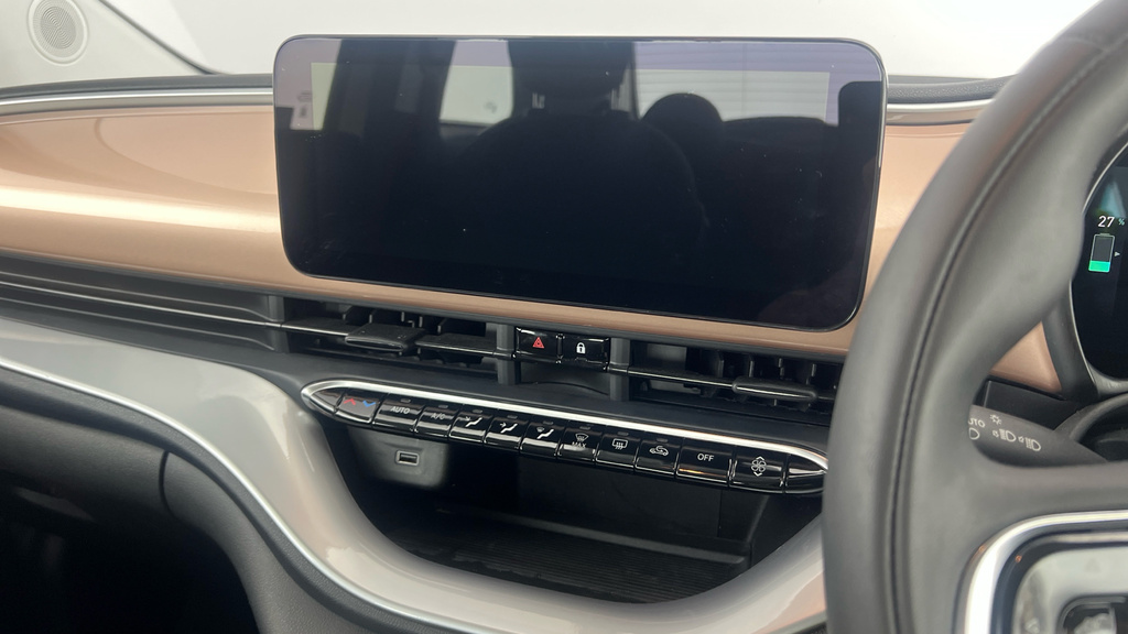 Fiat 500E 42Kwh Icon Black #18