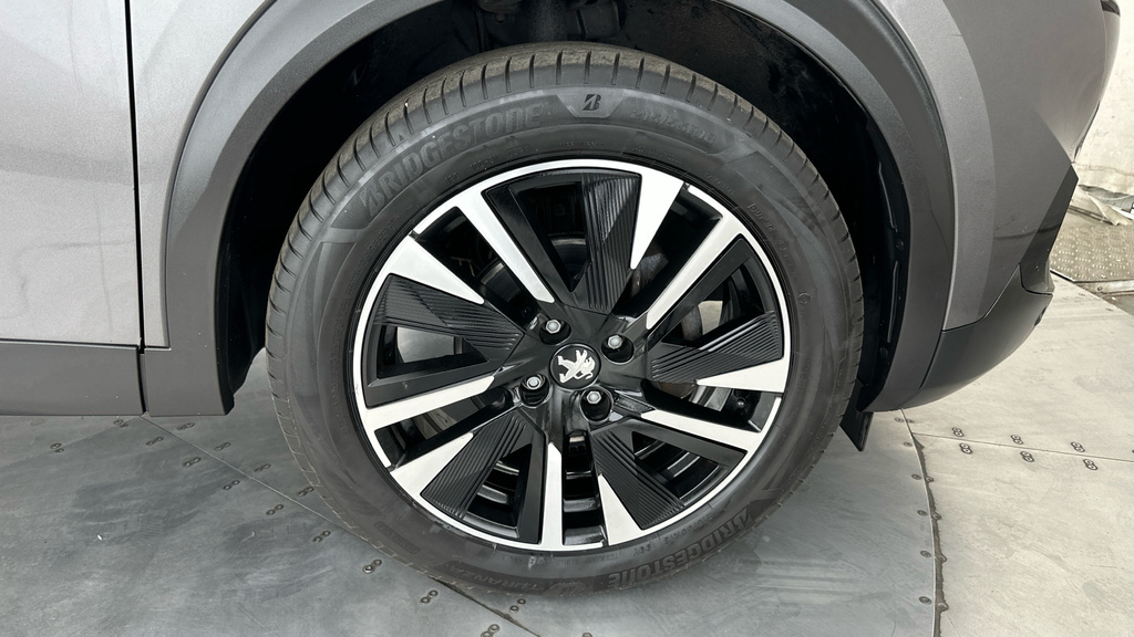 Peugeot 2008 1.2 Puretech Active Grey #29