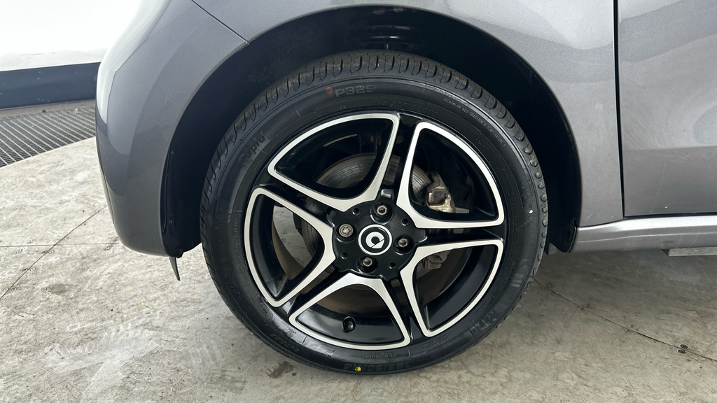 Smart Forfour 60Kw Eq Premium 17Kwh 22Kwch White #21