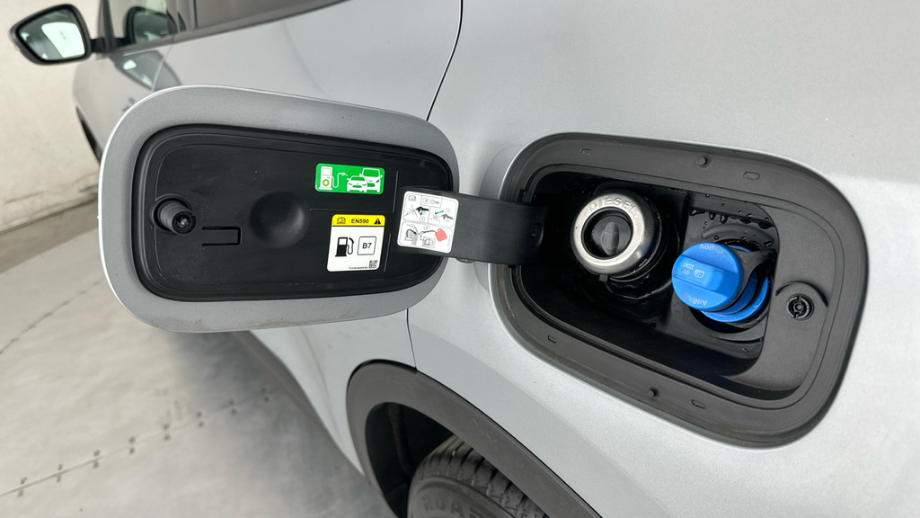 Ford Kuga 1.5L Zetec Black #31