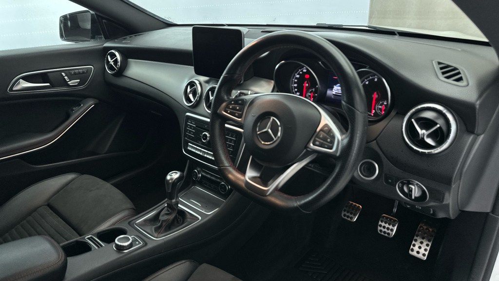 Mercedes-Benz CLA Class #10