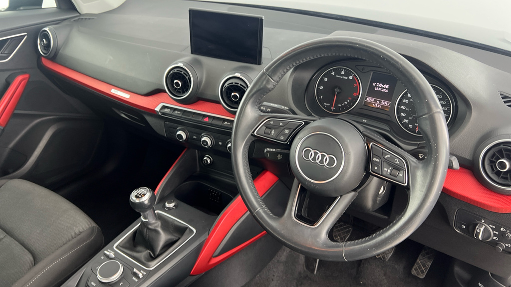 Audi Q2 30 1.6Tdi 115 S-line White #9