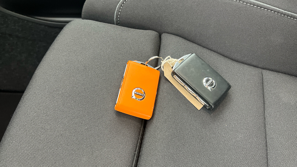 Volvo C40 Twin Pro Silver #27