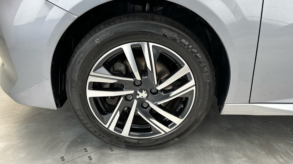 Peugeot 208 Hatchback Grey #20