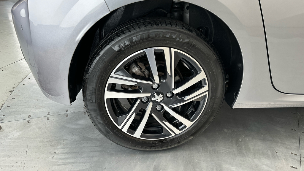 Peugeot 208 Hatchback Grey #22